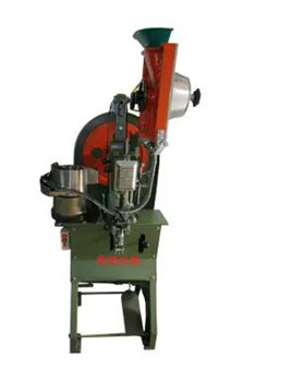 鉚接機鉚接時出現(xiàn)裂紋是怎么回事？