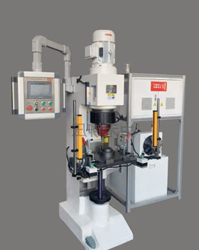 鉚接機(jī)鉚接后鉚釘開(kāi)裂的原因有哪些?