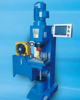 汽車行業(yè)如何運用鉚接機提高組件質(zhì)量和生產(chǎn)效率？