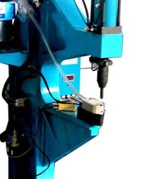 導(dǎo)致自動(dòng)鉚接機(jī)故障的原因有哪些？