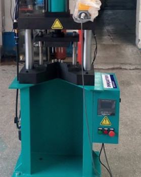 國內有哪些鉚接機生產制造商？