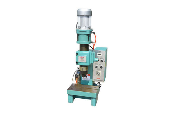 合肥經(jīng)濟型氣動鉚接機